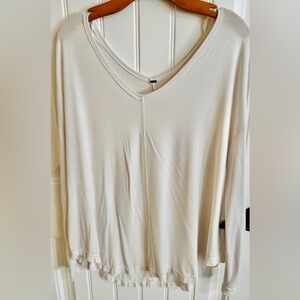 Free People White Oversized Long Sleeve Top Minimalist Comfy Soft Size XS